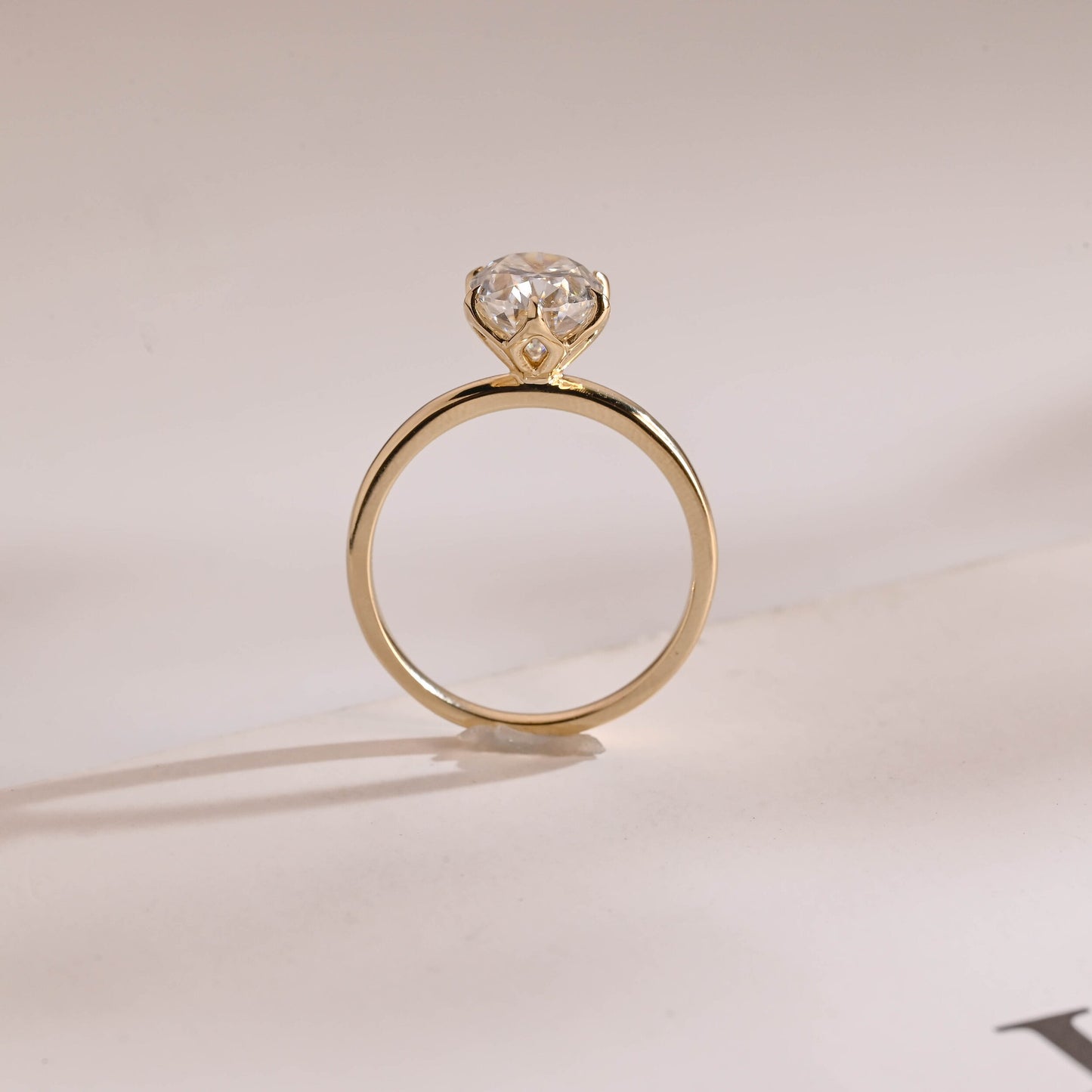 1.0 CT Oval Cut Solitaire Moissanite Engagement Ring