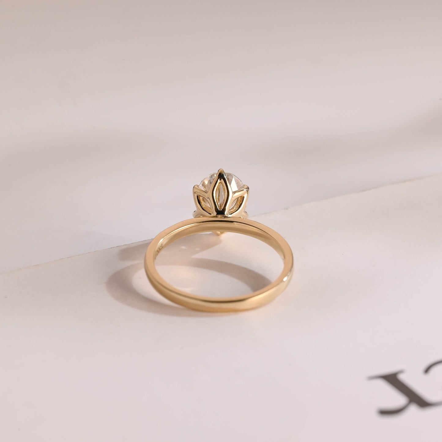1.0 CT Oval Cut Solitaire Moissanite Engagement Ring