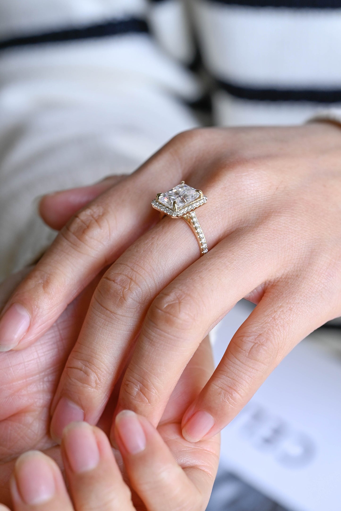 1.0 CT Radiant Cut Halo Moissanite Engagement Ring