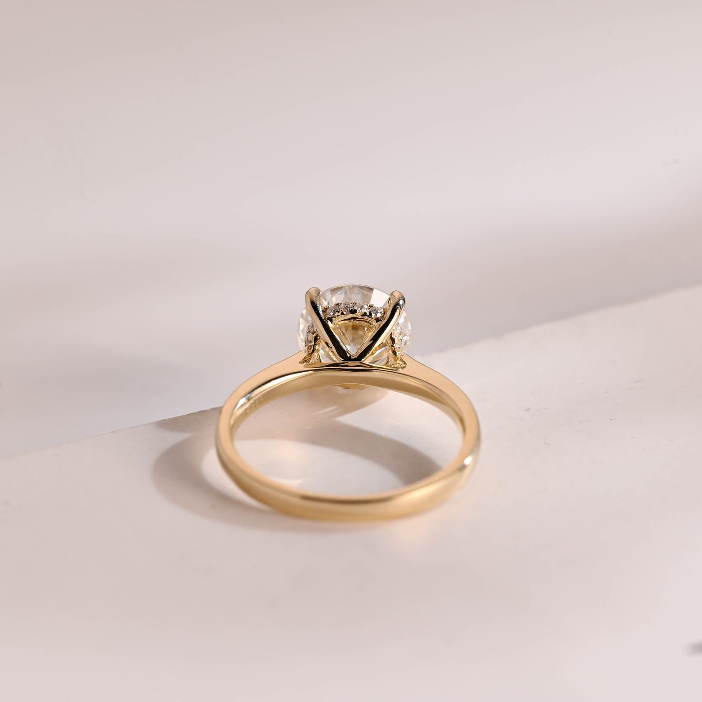 2.5 CT Round Cut Hidden Halo Moissanite Engagement Ring