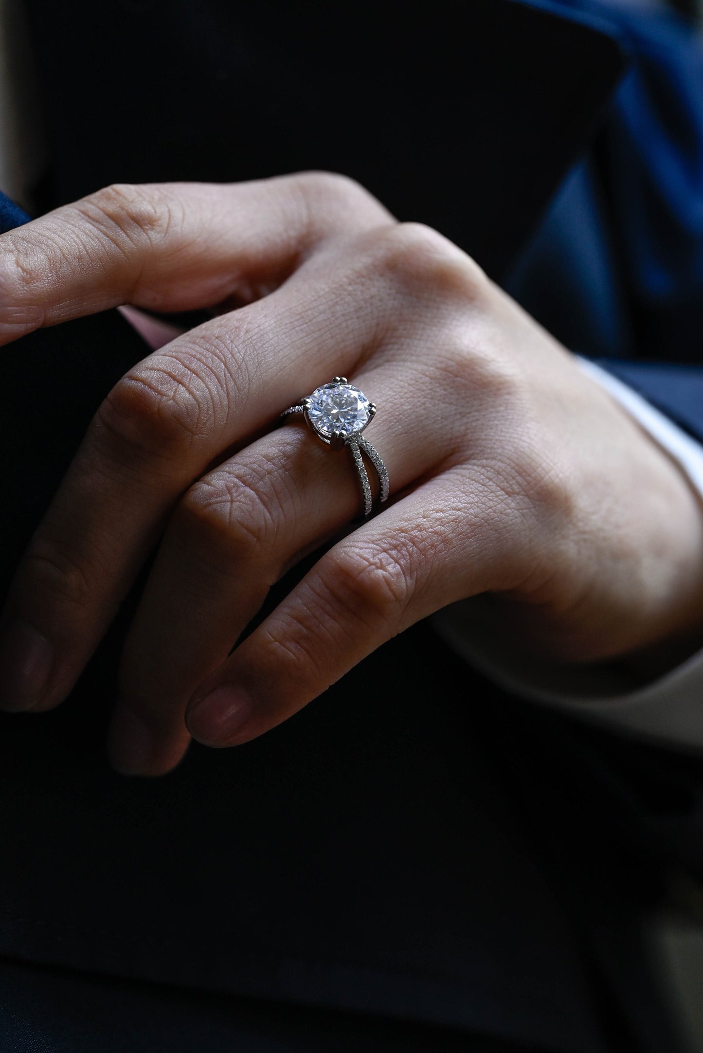 1.5 CT Round Cut Split Shank Moissanite Engagement Ring