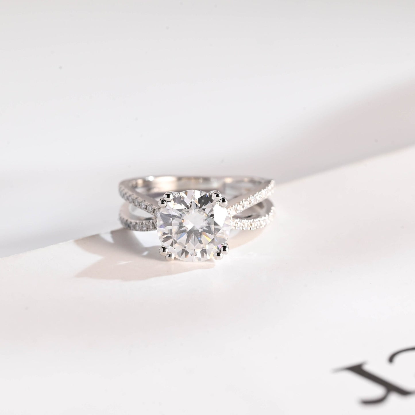 1.5 CT Round Cut Split Shank Moissanite Engagement Ring