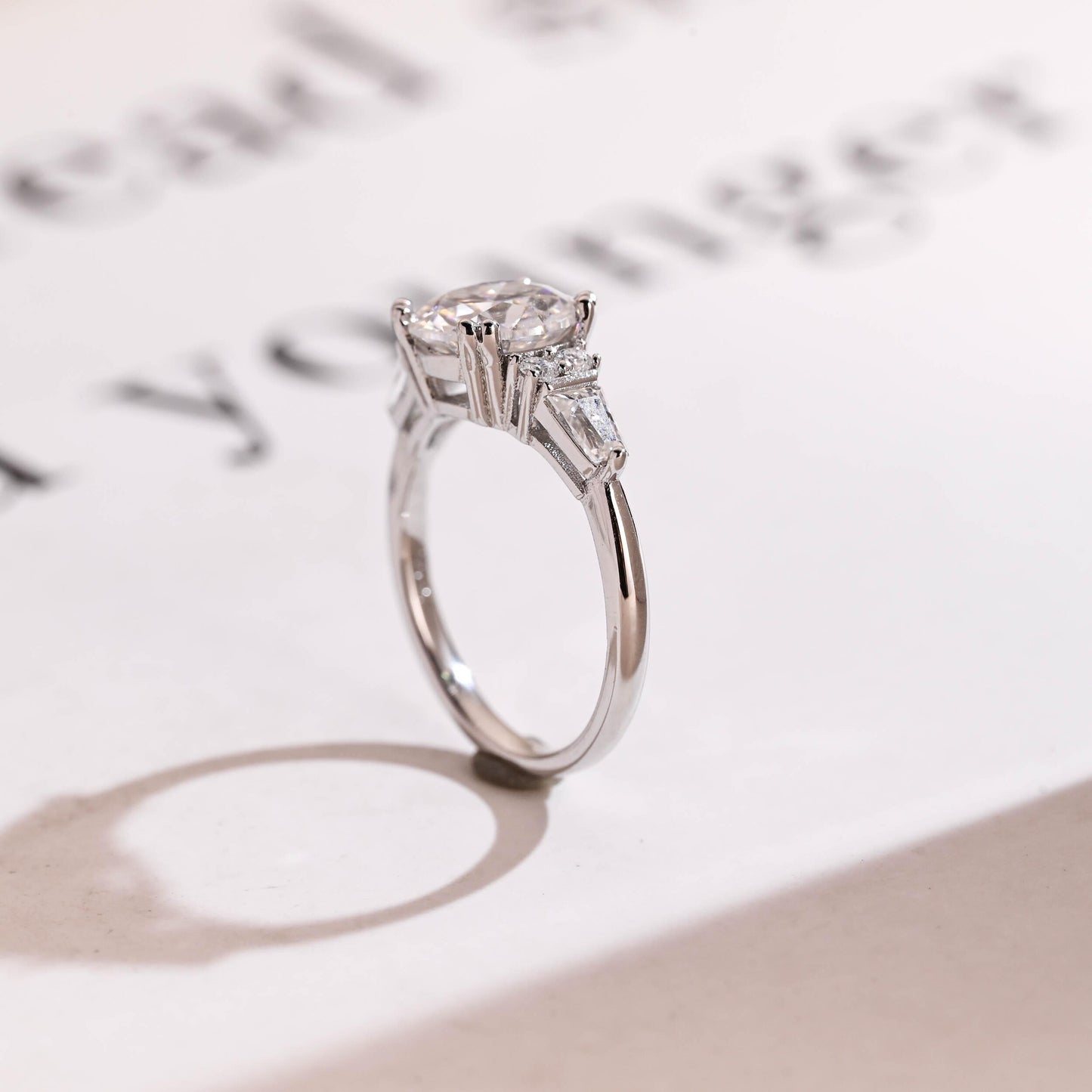 1.5 CT Round Cut Three Stone Moissanite Engagement Ring