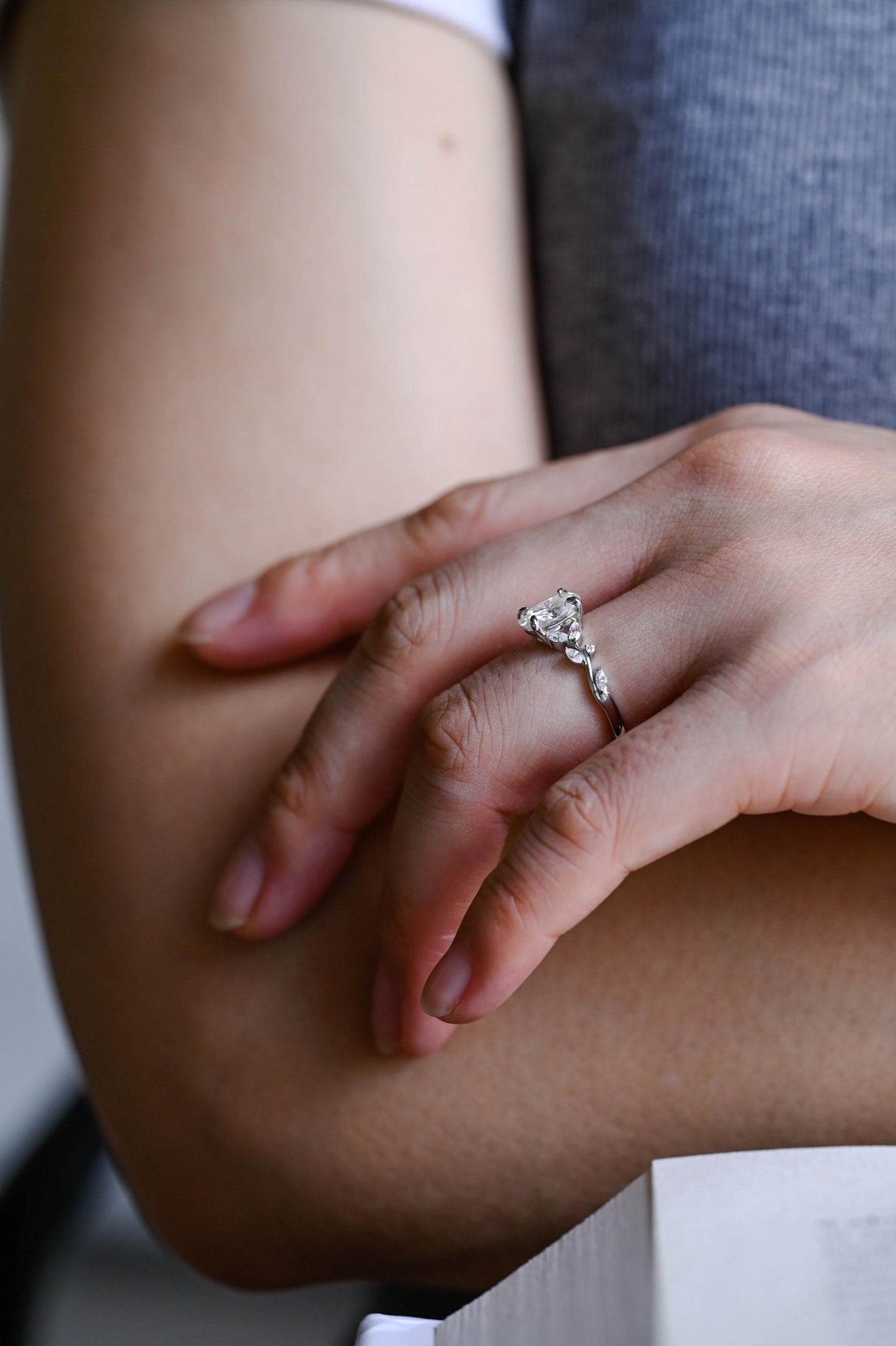 2.0 CT Oval Cut Cluster Moissanite Engagement Ring
