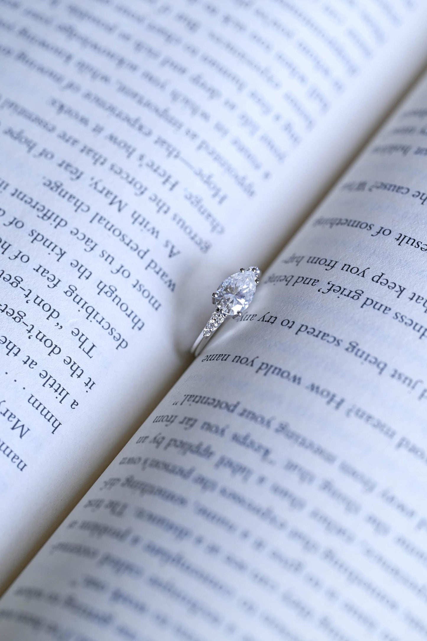 0.8 CT Pear Cut Cluster Moissanite Engagement Ring