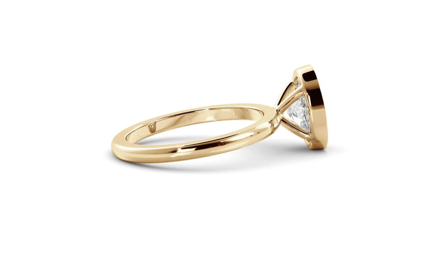 Norma- 1.20 CT Oval Bezel Moissanite Ring