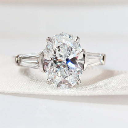 3.0 CT Oval E/VVS2 CVD Diamond Three Stone Style Engagement Ring