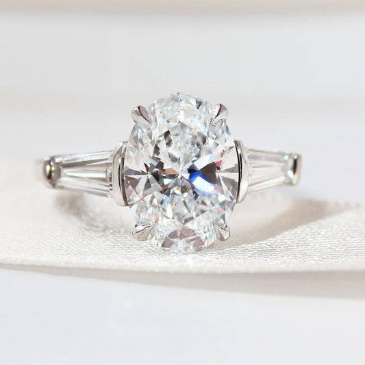 3.0 CT Oval E/VVS2 CVD Diamond Three Stone Style Engagement Ring