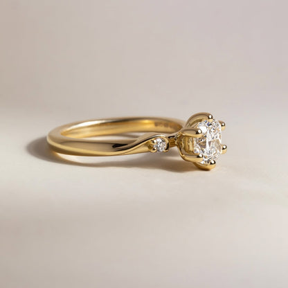 0.90 CT Cushion E/VVS1 CVD Diamond Three Stone Style Engagement Ring