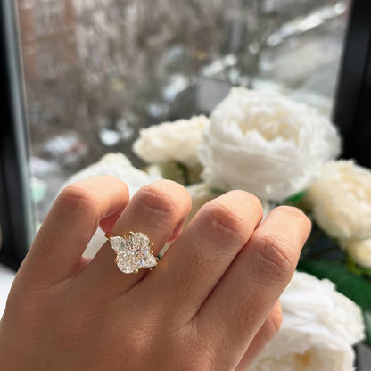4.0 CT Oval F/VS2 CVD Diamond Three Stone Style Engagement Ring