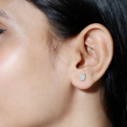 Lillian- 0.50 CT Round Leaf Moissanite Earrings