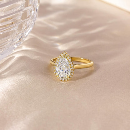 1.5 CT Pear E/VVS2 CVD Diamond Halo Style Engagement Ring