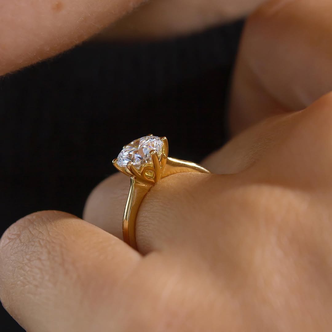 1.50 CT Round F/VS2 CVD Diamond Solitaire Style Engagement Ring