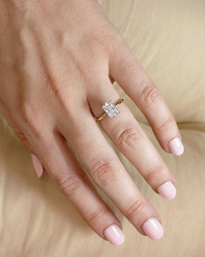 2.5 CT Radiant F/VS2 CVD Diamond Solitaire Style Engagement Ring