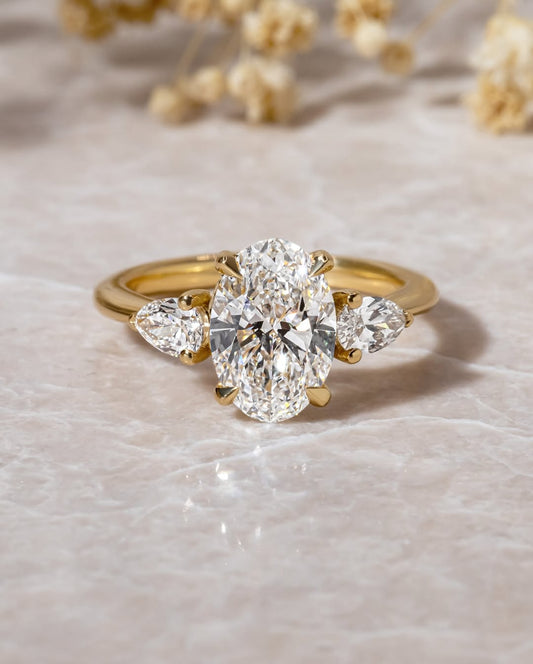 2.0 CT Oval D/VS2 CVD Diamond Three Stone Style Engagement Ring
