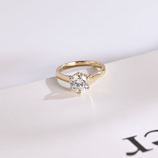 1.5 CT Round Cut Solitaire Moissanite Engagement Ring