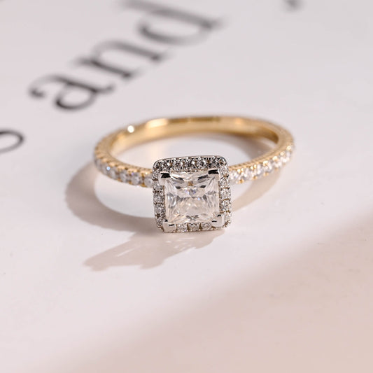 1.5 CT Princess Cut Halo Moissanite Engagement Ring