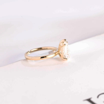 3.0 CT Pear Cut Solitaire Moissanite Engagement Ring