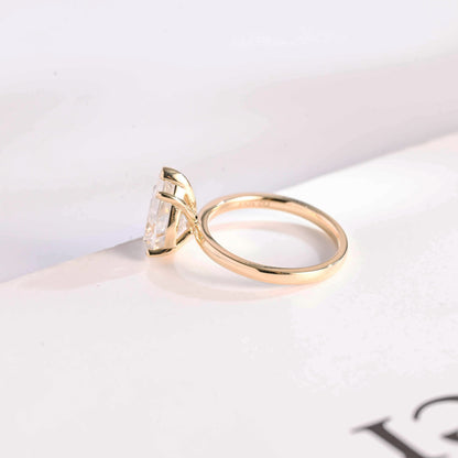 3.0 CT Pear Cut Solitaire Moissanite Engagement Ring