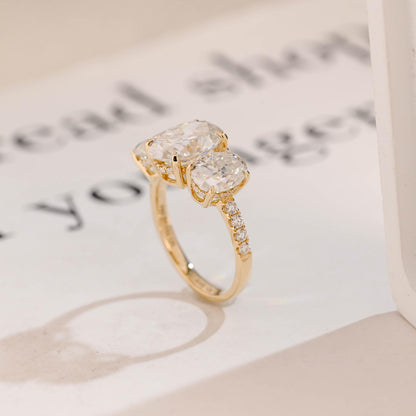 3.5 CT Oval Cut Three Stone Moissanite Engagement Ring