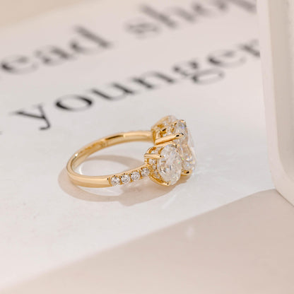 3.5 CT Oval Cut Three Stone Moissanite Engagement Ring