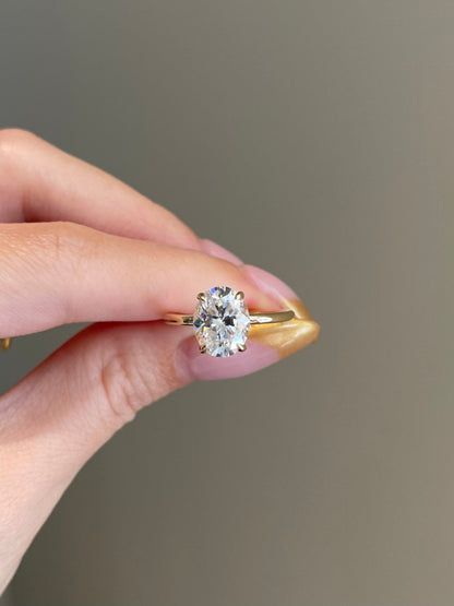 Alexander- 3.0 CT Oval Solitaire Moissanite Ring