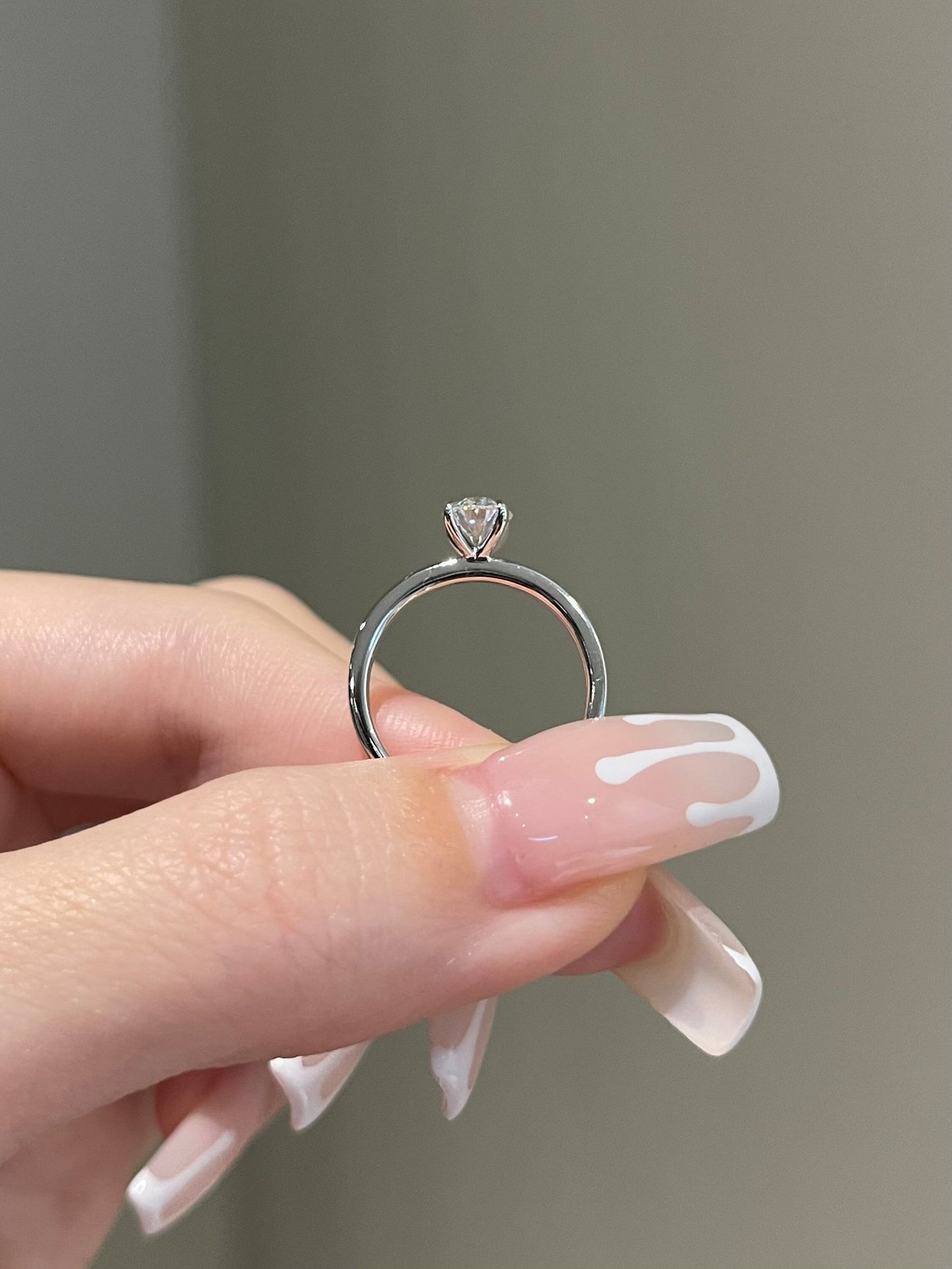 John- 1.0 CT Oval Solitaire Moissanite Ring