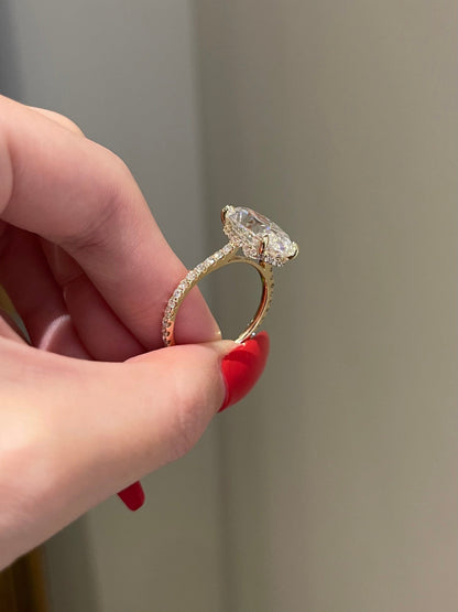 Sandra- 10.0 CT Oval Pave Moissanite Ring