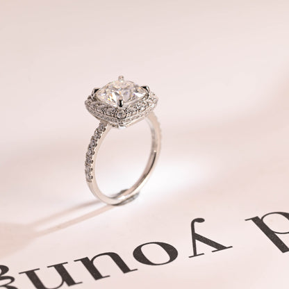 1.0 CT Cushion Cut Halo Moissanite Engagement Ring