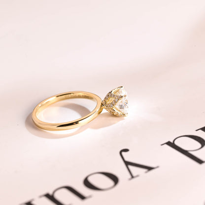 1.2 CT Round Cut Solitaire Moissanite Engagement Ring