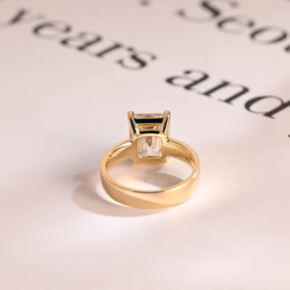 2.5 CT Radiant Cut Solitaire Moissanite Engagement Ring