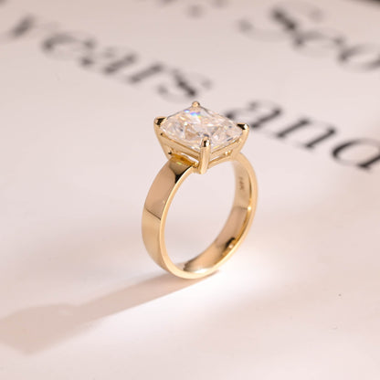 2.5 CT Radiant Cut Solitaire Moissanite Engagement Ring