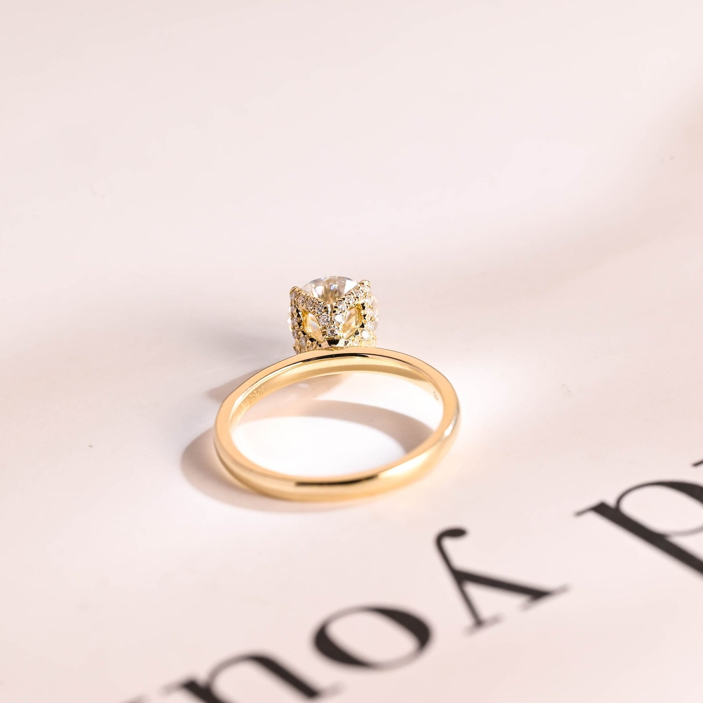 1.2 CT Round Cut Solitaire Moissanite Engagement Ring
