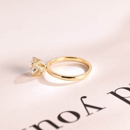1.2 CT Round Cut Solitaire Moissanite Engagement Ring