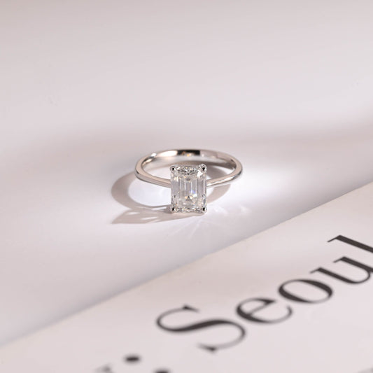 1.0 CT Emerald Cut Solitaire Moissanite Engagement Ring