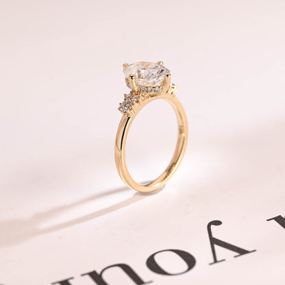 2.0 CT Oval Cut Cluster Moissanite Engagement Ring