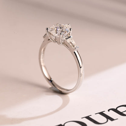 2.0 CT Heart Cut Three Stone Moissanite Engagement Ring