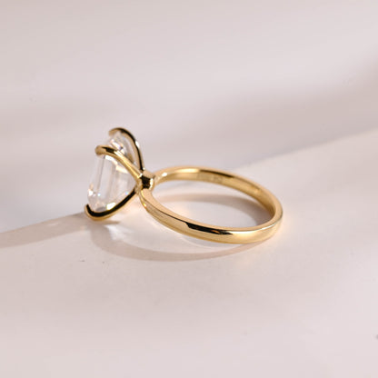 1.0 CT Emerald Cut Solitaire Moissanite Engagement Ring
