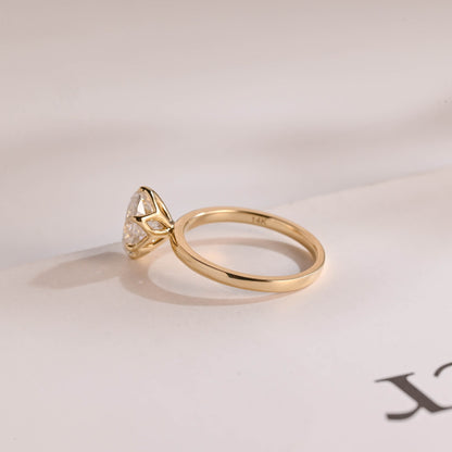 1.0 CT Oval Cut Solitaire Moissanite Engagement Ring