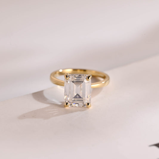 1.5 CT Emerald Cut Solitaire Moissanite Engagement Ring