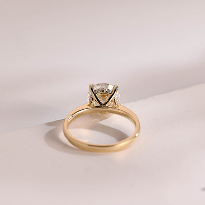 2.5 CT Round Cut Hidden Halo Moissanite Engagement Ring
