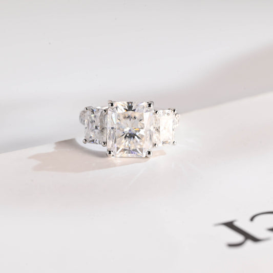 1.0 CT Radiant Cut Three Stone Moissanite Engagement Ring
