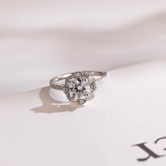 1.0 CT Round Cut Floral Halo Moissanite Engagement Ring