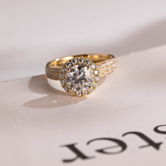 1.0 CT Round Cut Halo Moissanite Engagement Ring