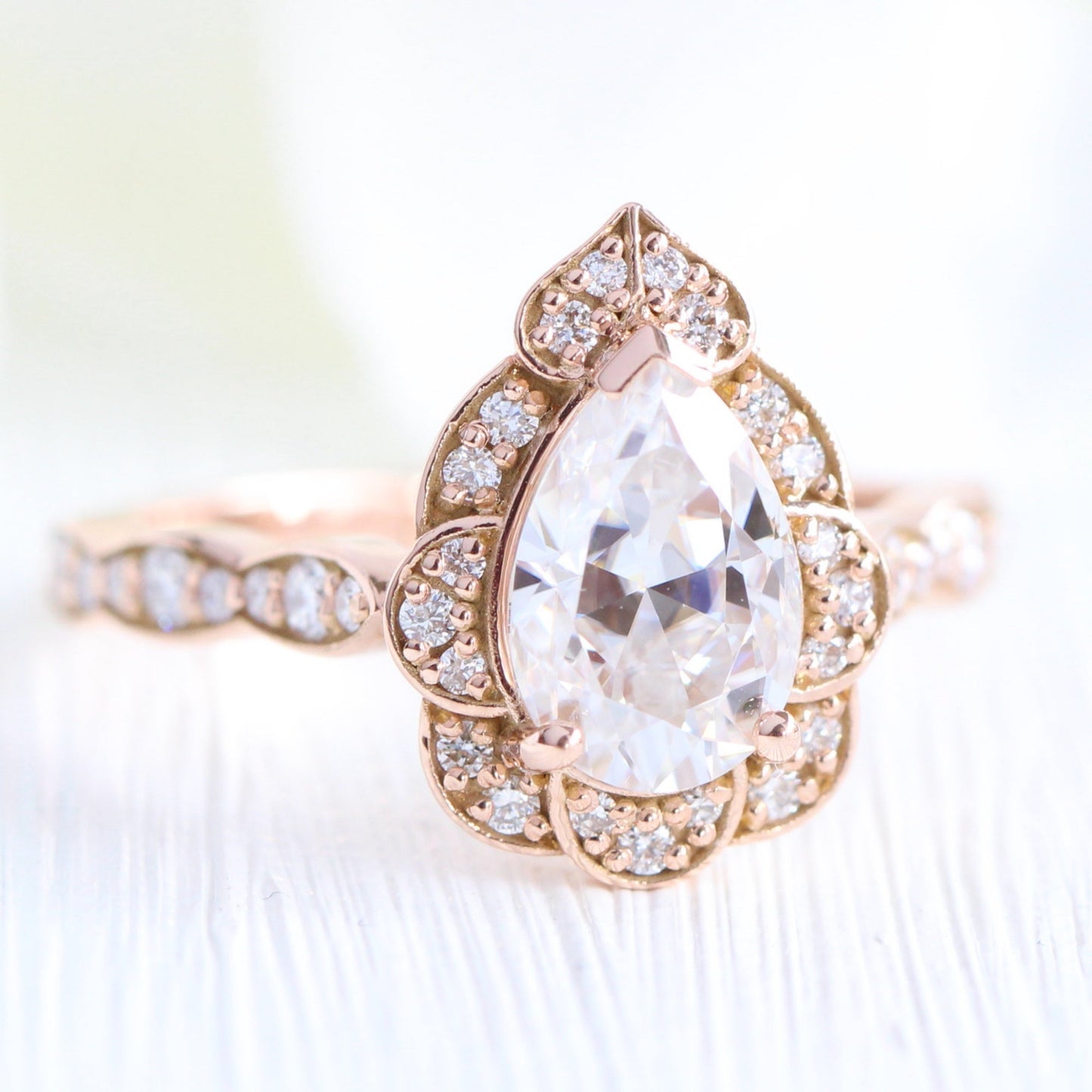 Harper- 2.0 CT Pear Moissanite Vintage Bridal Ring Set