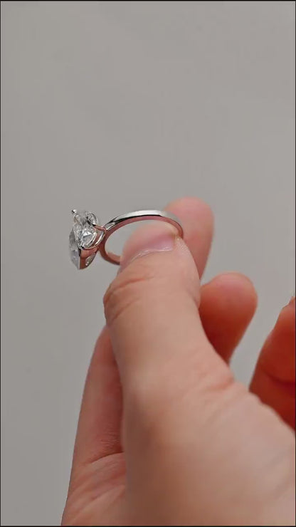 2.0 CT Asscher & Pear Cut Two Stone Moissanite Engagement Ring