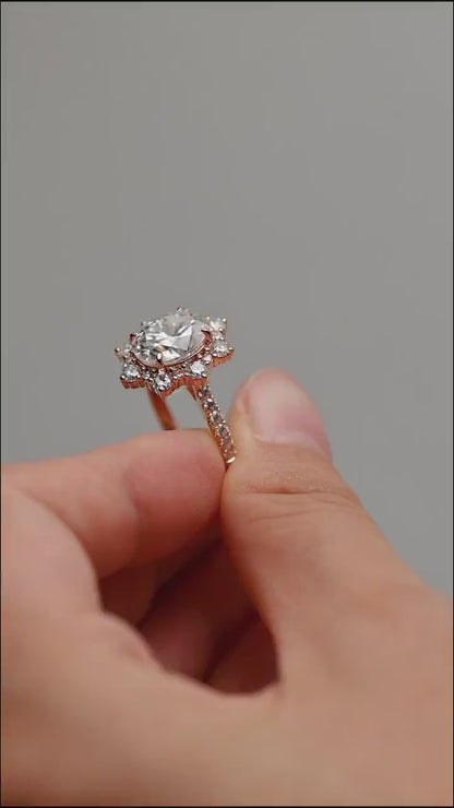 1.0 CT Oval Cut Halo Moissanite Engagement Ring