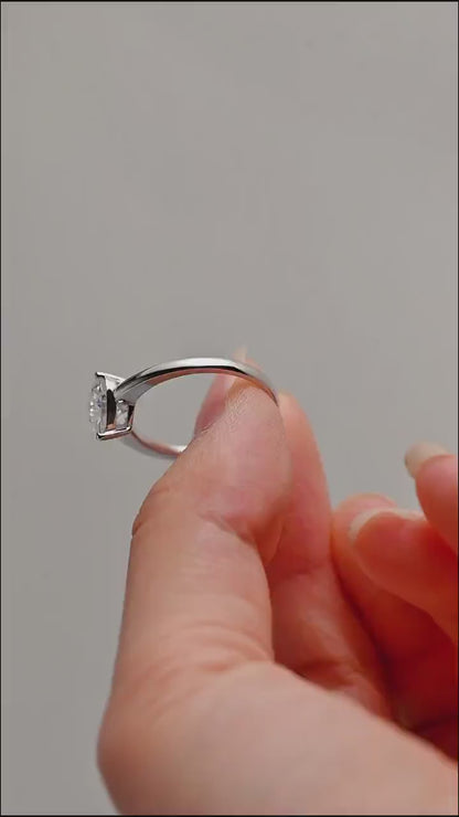 1.0 CT Heart Cut Solitaire Moissanite Engagement Ring
