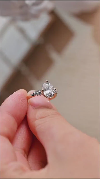 2.0 CT Oval Cut Cluster Moissanite Engagement Ring